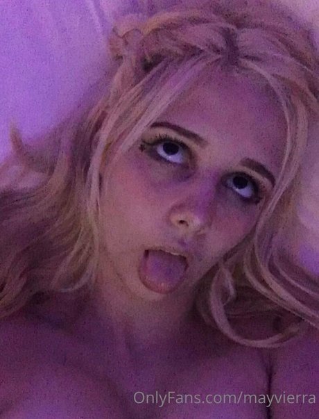 Nacktes geleaktes OnlyFans-Foto von Mayvierra