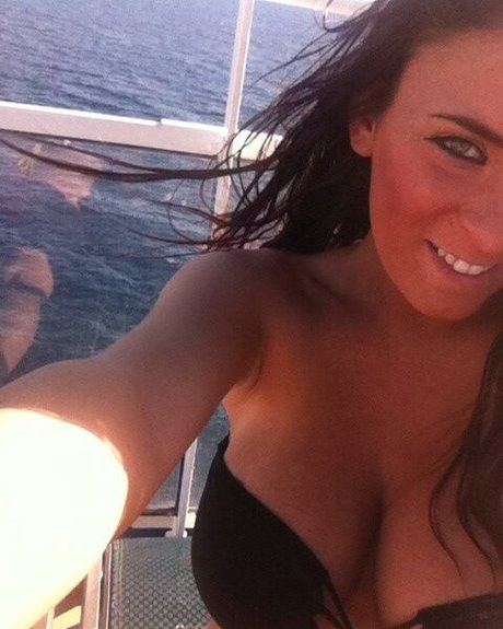 Nacktes geleaktes OnlyFans-Foto von Emma Lynn Slavin