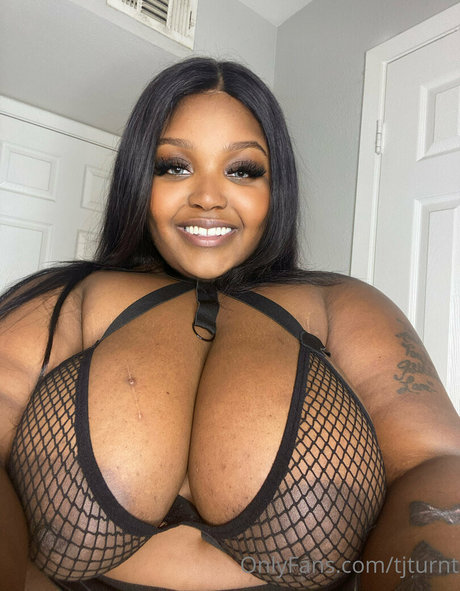 Nacktes geleaktes OnlyFans-Foto von Tjturnt