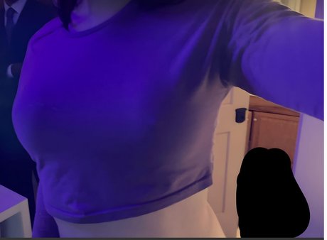 Nacktes geleaktes OnlyFans-Foto von Autumnvr