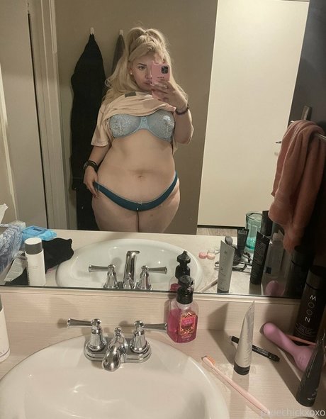 Pixiechickxoxo
