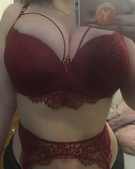 Nacktes geleaktes OnlyFans-Foto von Lucy May Dawson