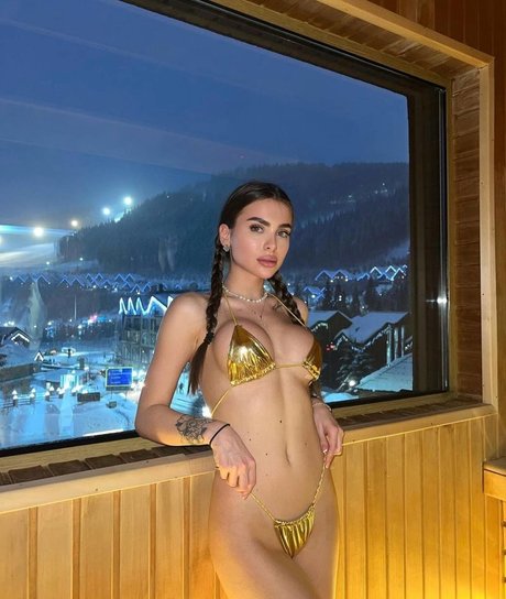 Nacktes geleaktes OnlyFans-Foto von Tinamayer