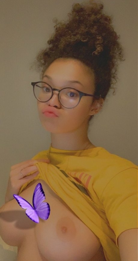 Nacktes geleaktes OnlyFans-Foto von Amberxxx