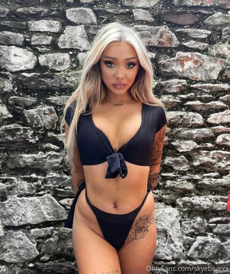 Nacktes geleaktes OnlyFans-Foto von Skyebluexx