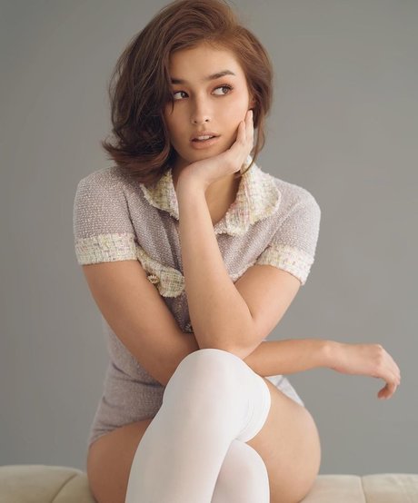 Nacktes geleaktes OnlyFans-Foto von Liza Soberano