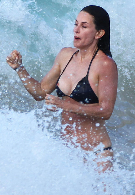 Nacktes geleaktes OnlyFans-Foto von Courteney Cox