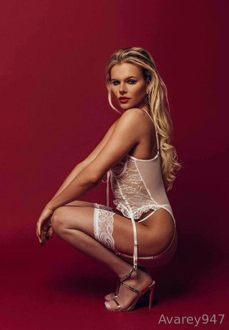 Nacktes geleaktes OnlyFans-Foto von Avarey947