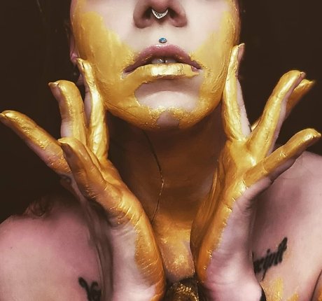 Nacktes geleaktes OnlyFans-Foto von Salemmoonfree