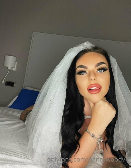 Nacktes geleaktes OnlyFans-Foto von Itsnancywoodfree