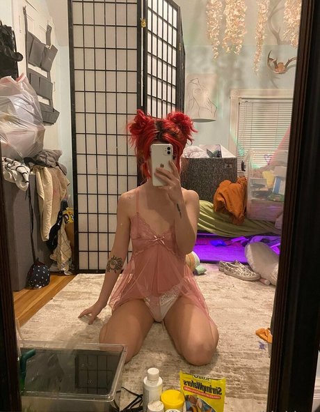 Nacktes geleaktes OnlyFans-Foto von Kinkkys