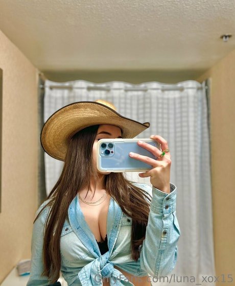 Nacktes geleaktes OnlyFans-Foto von Lunaxox15