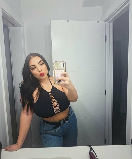 Nacktes geleaktes OnlyFans-Foto von Isabelle Maltais