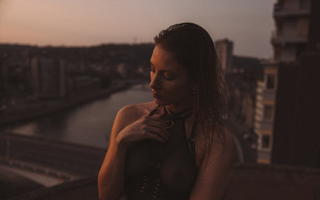Nacktes geleaktes OnlyFans-Foto von Miluniel Louis