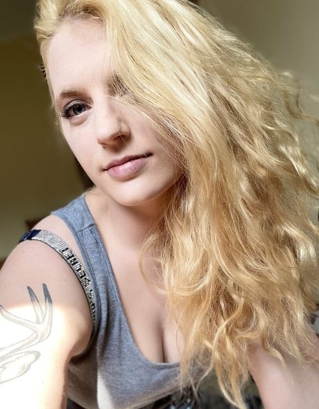 Nacktes geleaktes OnlyFans-Foto von Naughtyvettech