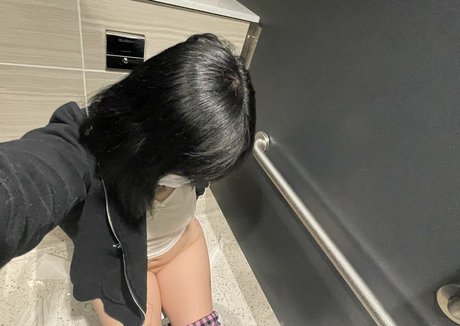 Nacktes geleaktes OnlyFans-Foto von Rayraylovesyou