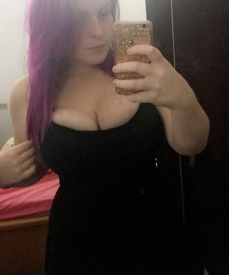 Nacktes geleaktes OnlyFans-Foto von Kyla S