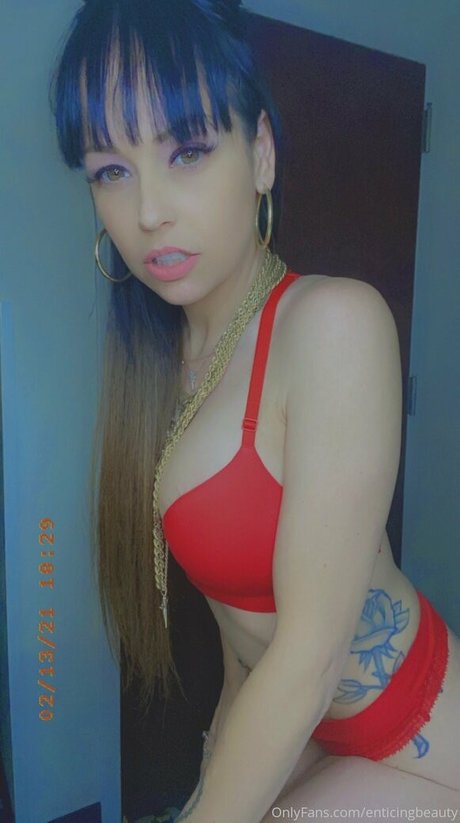Nacktes geleaktes OnlyFans-Foto von Enticingbeauty