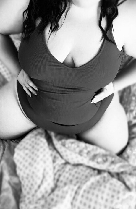 Nacktes geleaktes OnlyFans-Foto von Mollyisatease