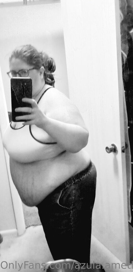 Nacktes geleaktes OnlyFans-Foto von Azulaamethystvip
