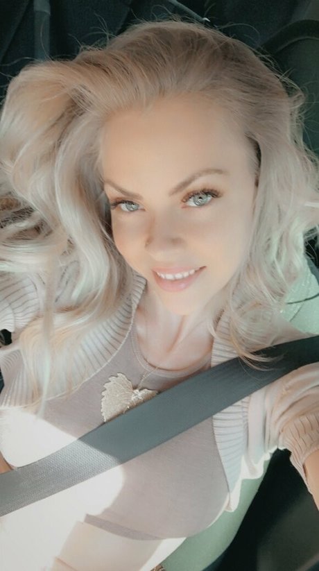 Nacktes geleaktes OnlyFans-Foto von Nina Rei