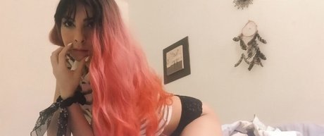 Nacktes geleaktes OnlyFans-Foto von Ysseneg