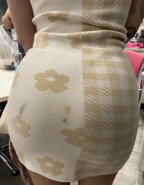 Nacktes geleaktes OnlyFans-Foto von Babygunk