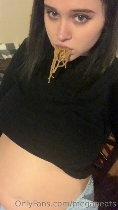 Nacktes geleaktes OnlyFans-Foto von Meganeats