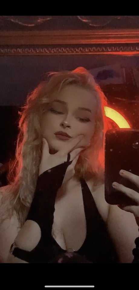 Nacktes geleaktes OnlyFans-Foto von Fertilehips