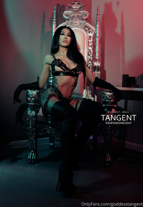 Nacktes geleaktes OnlyFans-Foto von Goddesstangent