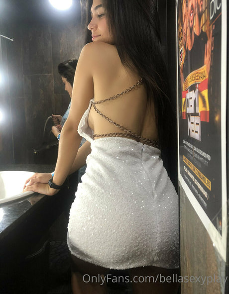 Nacktes geleaktes OnlyFans-Foto von Bellasexyplay
