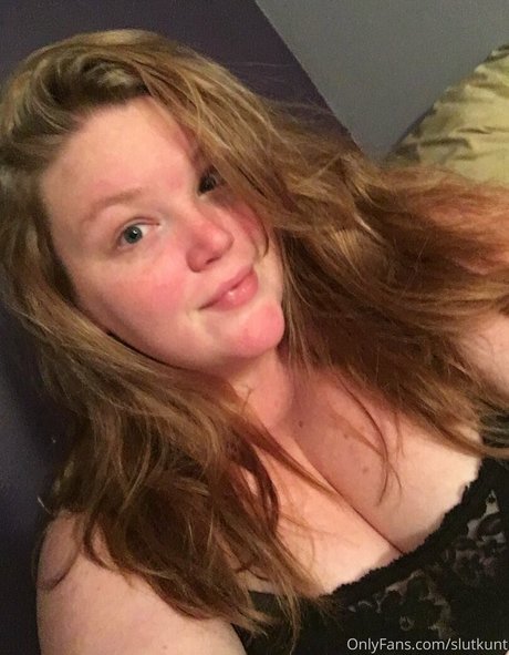 Nacktes geleaktes OnlyFans-Foto von Slutkunt