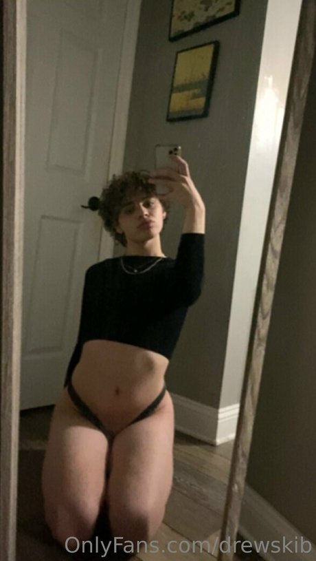 Nacktes geleaktes OnlyFans-Foto von Drewskib