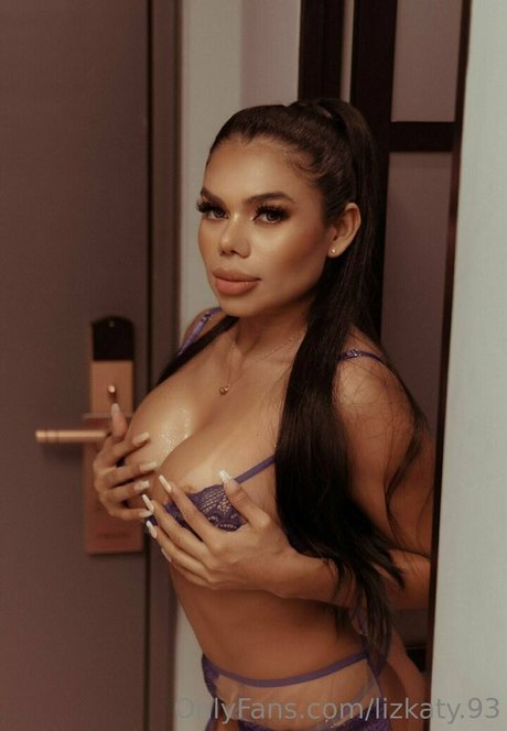 Nacktes geleaktes OnlyFans-Foto von Lizkaty93