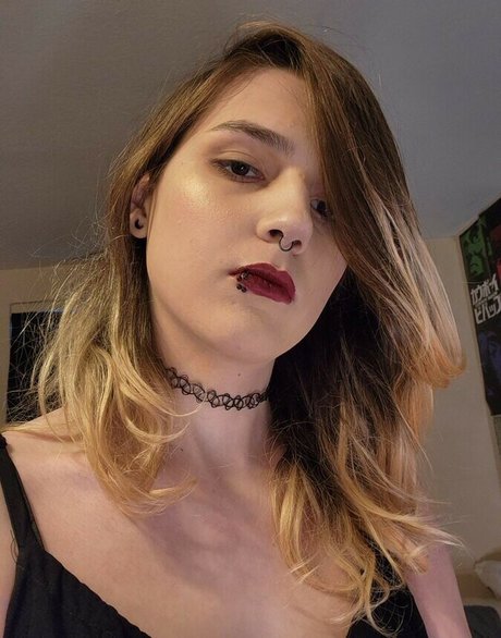 Nacktes geleaktes OnlyFans-Foto von Cattrinooo