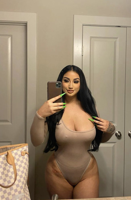 Nacktes geleaktes OnlyFans-Foto von Sarahsoho