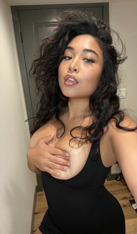 Nacktes geleaktes OnlyFans-Foto von Dollycakes