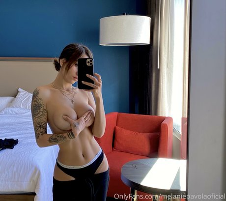 Nacktes geleaktes OnlyFans-Foto von Melanie Pavola