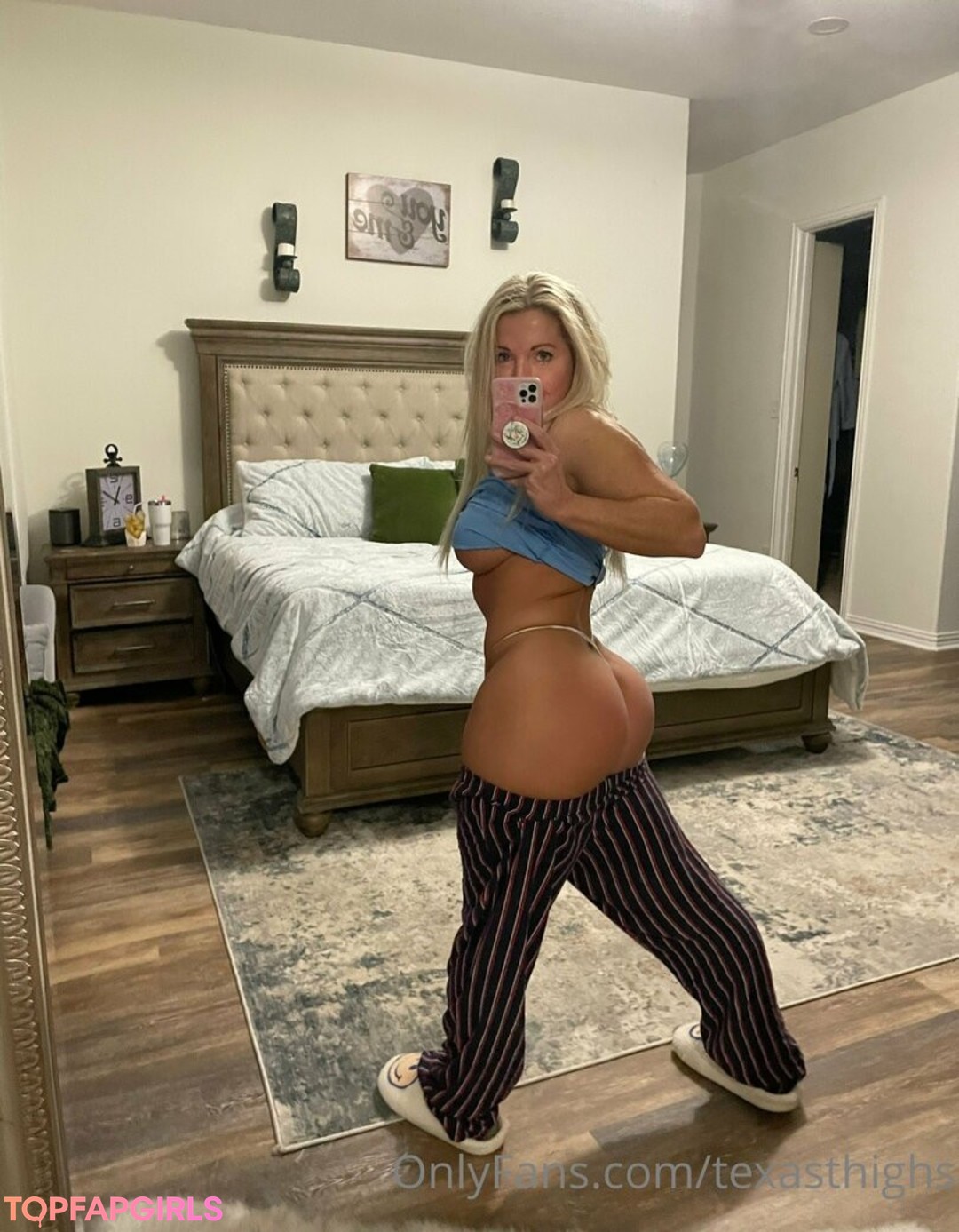 Nacktes geleaktes OnlyFans-Foto von Texasthighs #1290