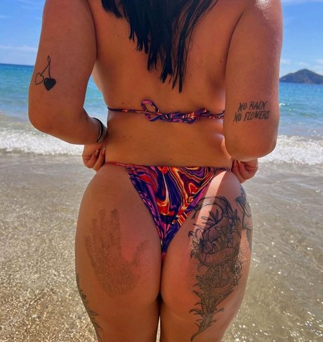 Nacktes geleaktes OnlyFans-Foto von Justine Slater
