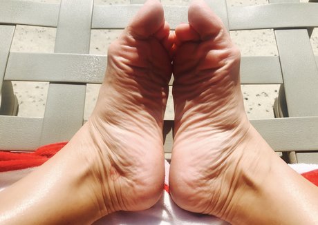 Nacktes geleaktes OnlyFans-Foto von Moniquealexande