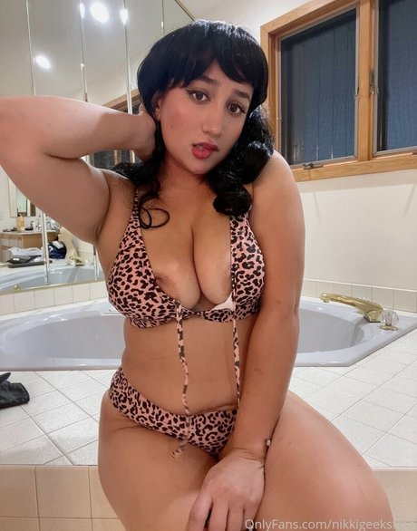 NikkiGeeks