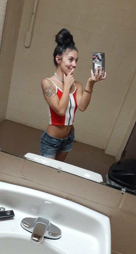 Nacktes geleaktes OnlyFans-Foto von Sweetie626