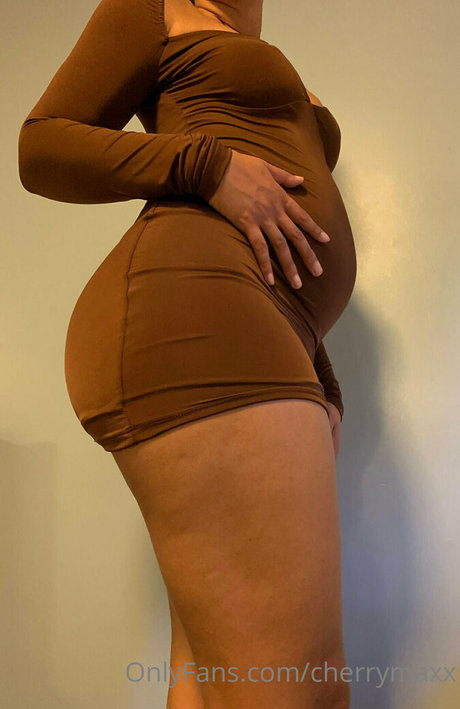 Nacktes geleaktes OnlyFans-Foto von Cherrymaxx