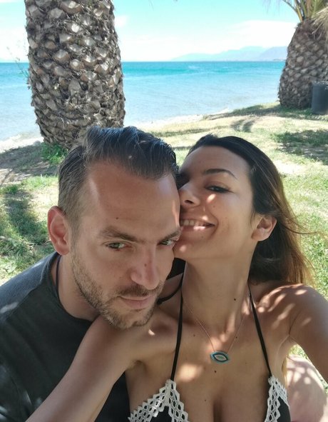 Nacktes geleaktes OnlyFans-Foto von Nikoletta Ralli