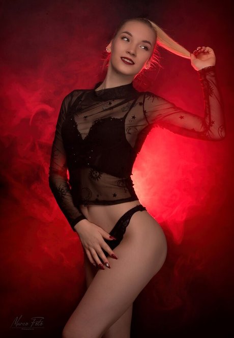 Nacktes geleaktes OnlyFans-Foto von Sweetsiri55
