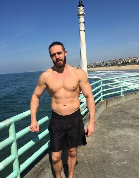 Nacktes geleaktes OnlyFans-Foto von Pandemicprowrestling