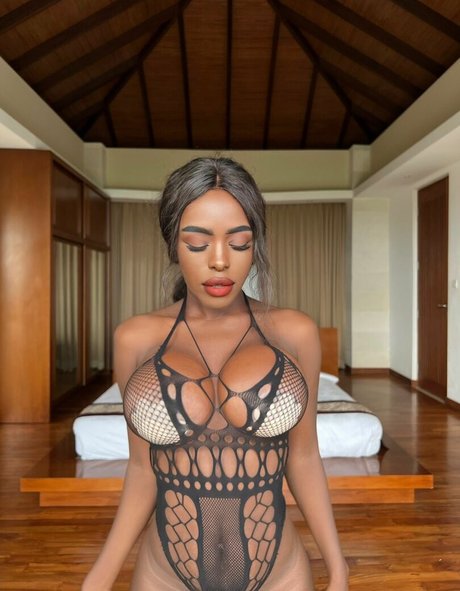 Nacktes geleaktes OnlyFans-Foto von Africangonwild