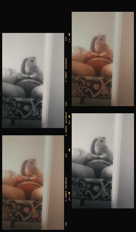 Nacktes geleaktes OnlyFans-Foto von Foreignluxury
