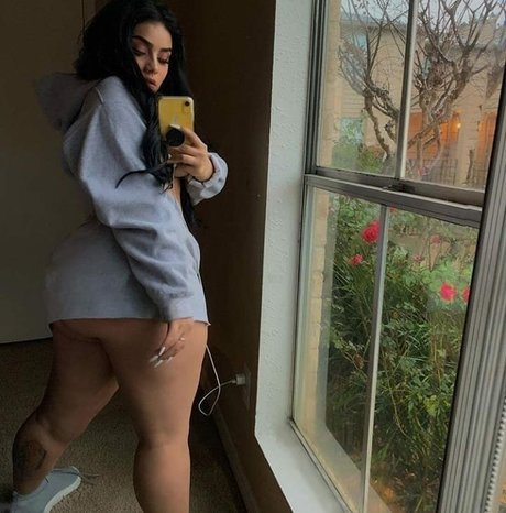 Nacktes geleaktes OnlyFans-Foto von Megan Velez